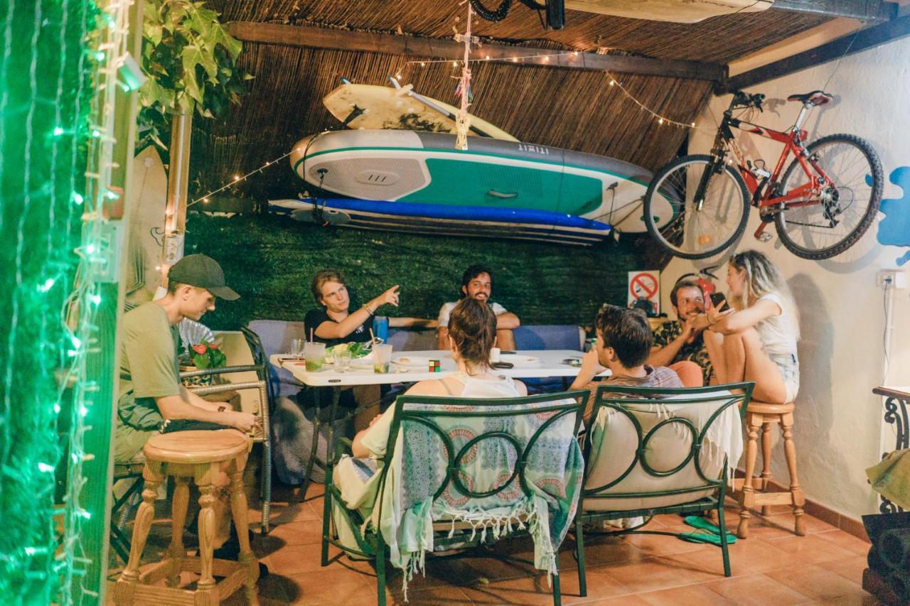 Arena Nest Hostel Puerto de Santiago  Exteriör bild