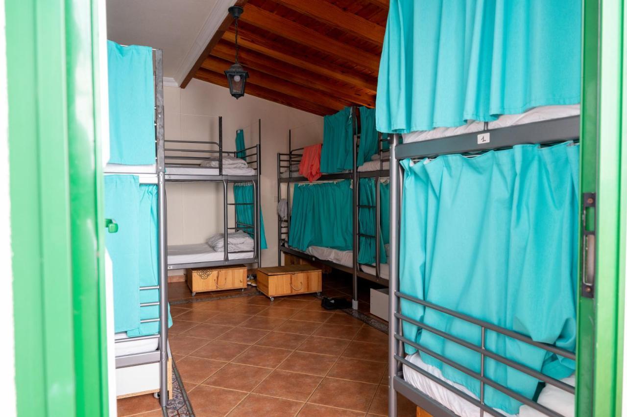 Arena Nest Hostel Puerto de Santiago  Exteriör bild
