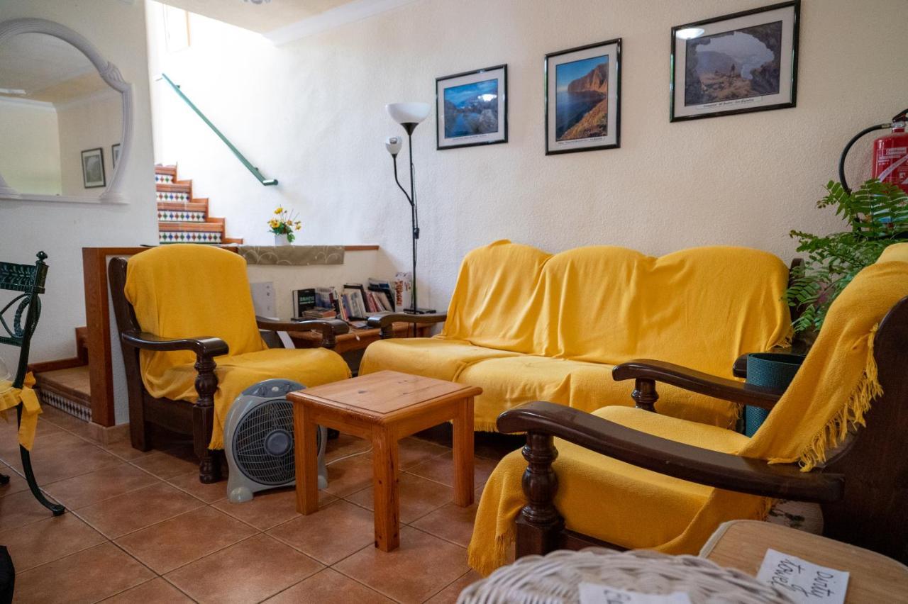 Arena Nest Hostel Puerto de Santiago  Exteriör bild