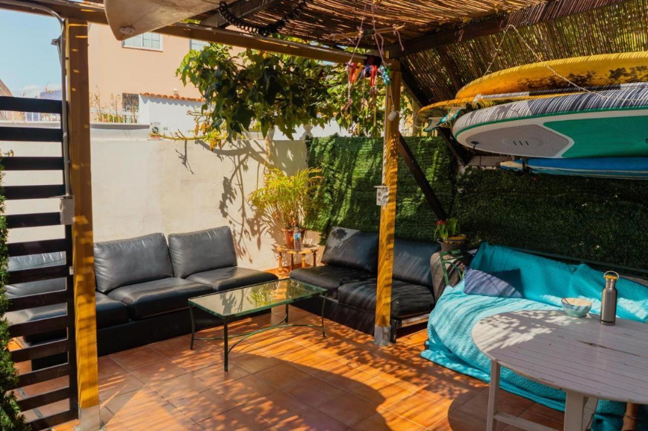 Arena Nest Hostel Puerto de Santiago  Exteriör bild